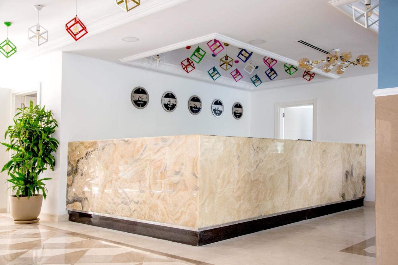 Hotel Crystal Club World Of Colours Belek Exterior foto