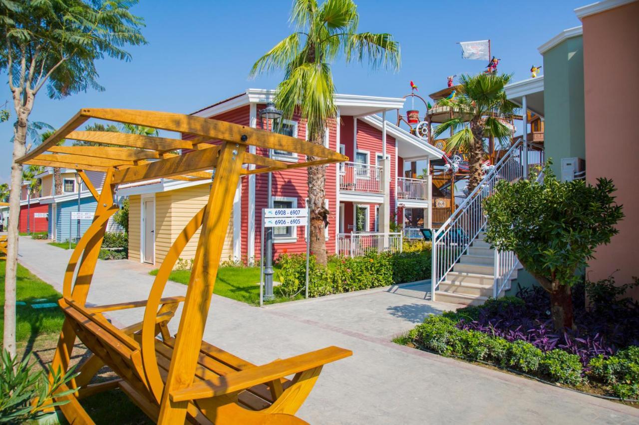 Hotel Crystal Club World Of Colours Belek Exterior foto