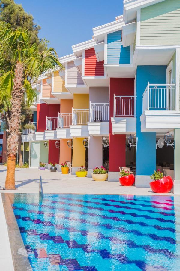Hotel Crystal Club World Of Colours Belek Exterior foto